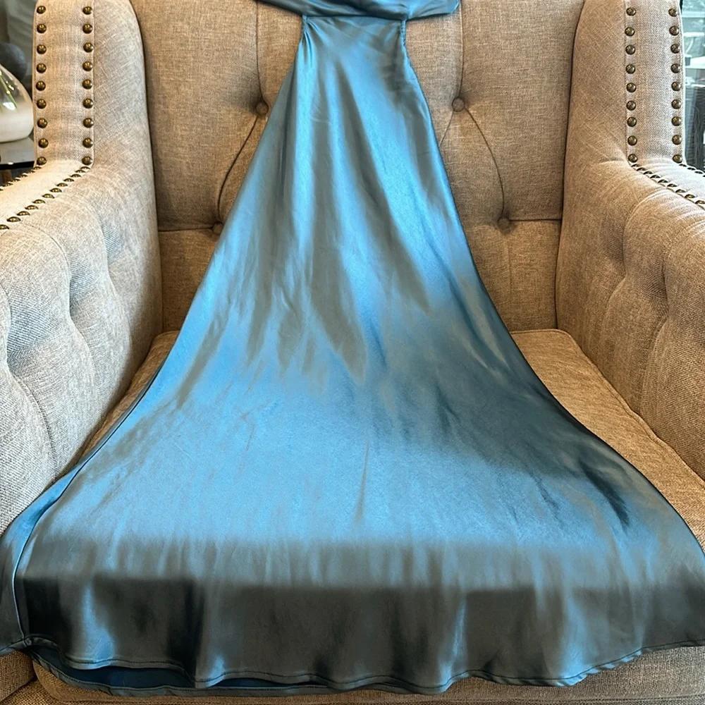 REVOLVE - ASTR the Label - Dress - EUC   ***SOLD✅✅✅✅‼️‼️‼️‼️*** - Picture 12 of 15